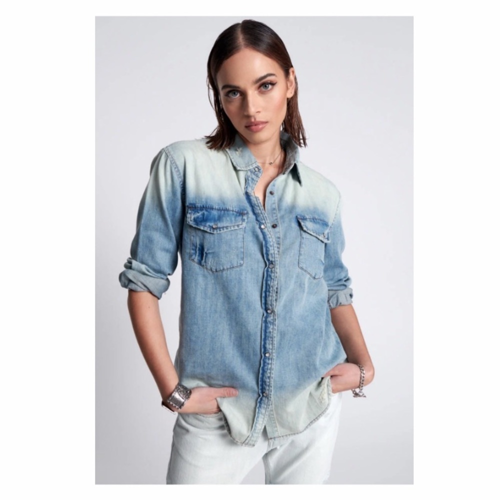 One Teaspoon Heartland Tatoo Cobra Denim Shirt.